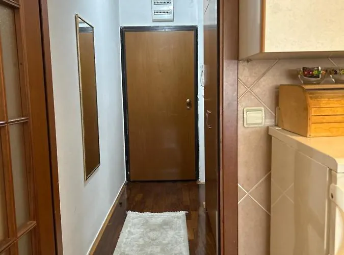 Διαμέρισμα Sara *