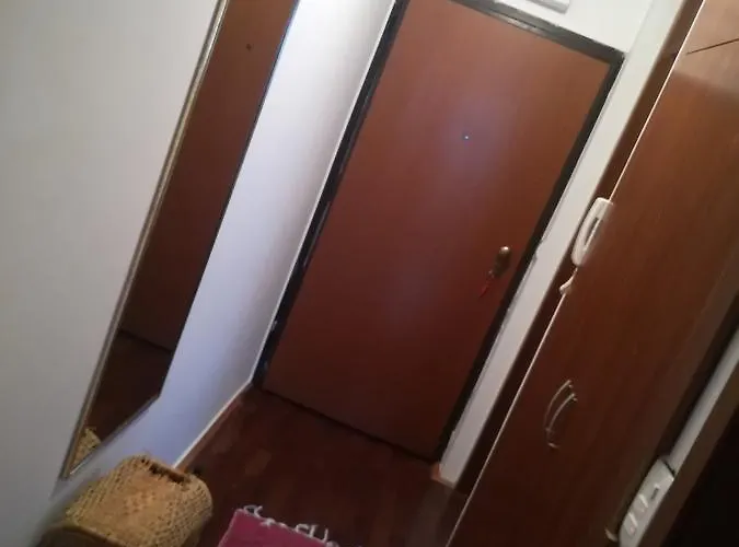 Sara * Ποντγορίτσα