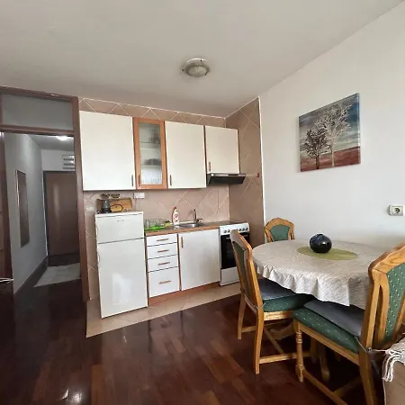 Sara Apartment